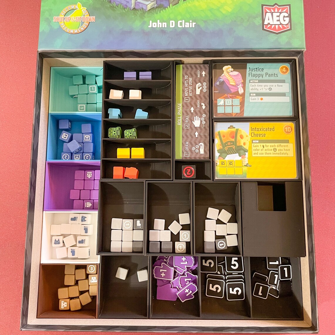 Cubitos 3D Printed Insert with Fowl Play Expansion, Fits Sleeved Cards - Image 3