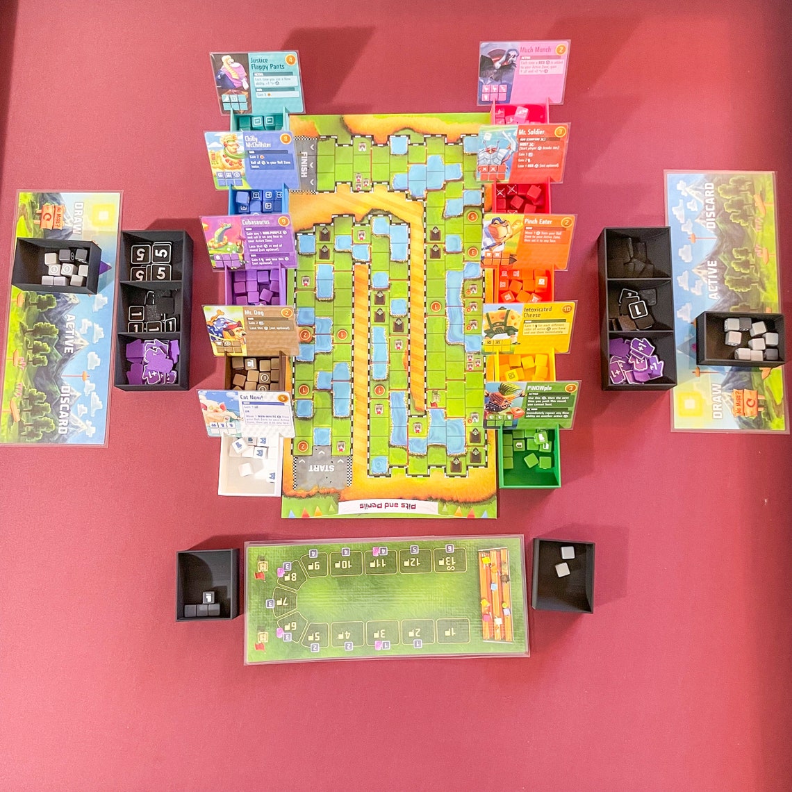 Cubitos 3D Printed Insert with Fowl Play Expansion, Fits Sleeved Cards - Image 2